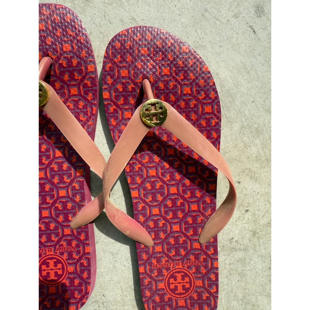 Tory Burch Flip Flops Sandals Red Purple Logo Medallion Beach Pool Slides - Picture 3 of 5